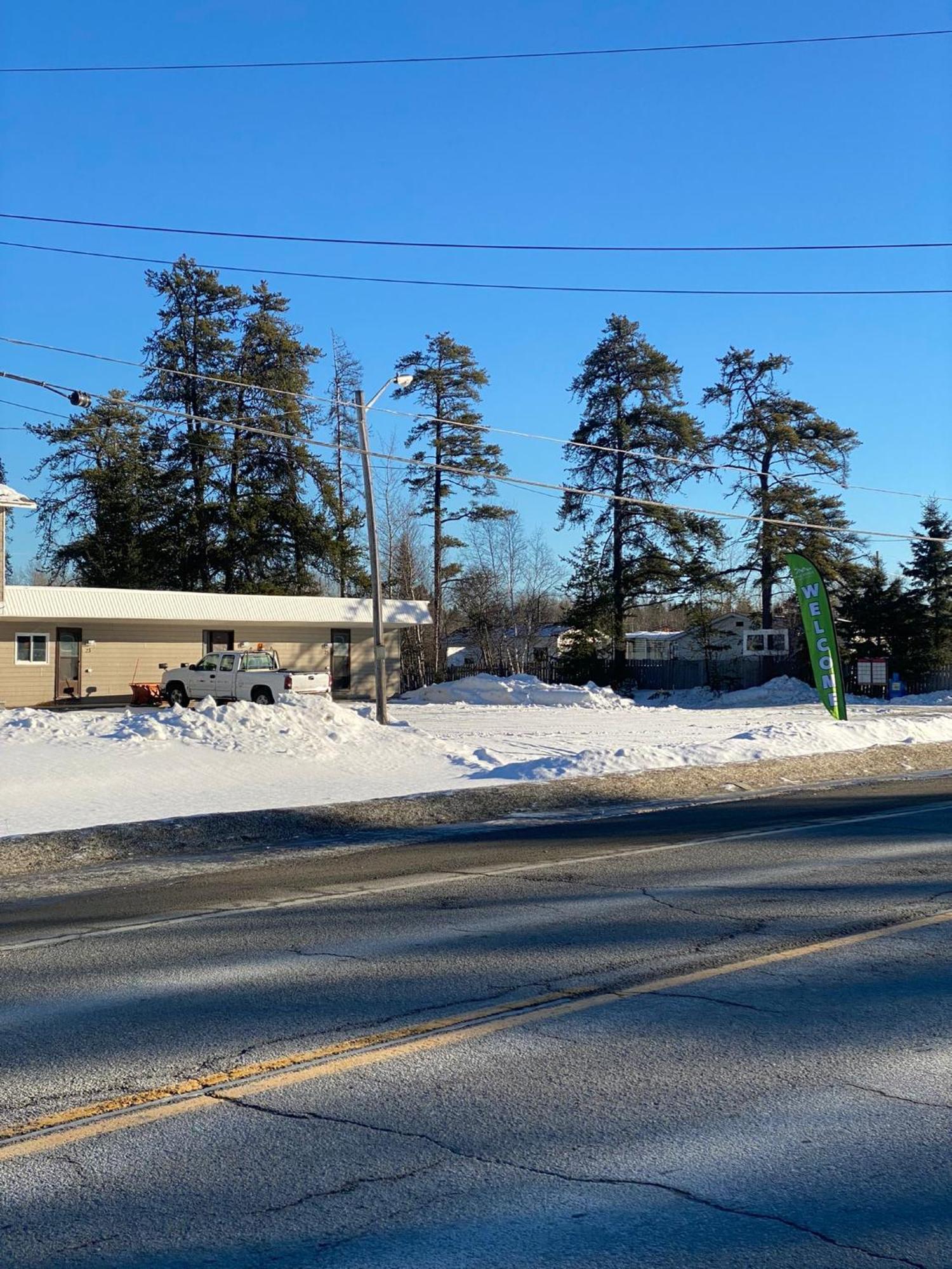 Pine Ridge Motel Timmins Exteriér fotografie